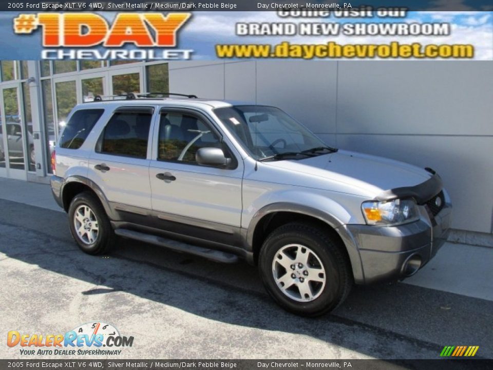 2005 Ford Escape XLT V6 4WD Silver Metallic / Medium/Dark Pebble Beige Photo #1