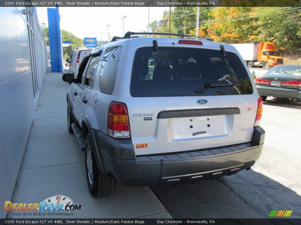 2005 Ford Escape XLT V6 4WD Silver Metallic / Medium/Dark Pebble Beige Photo #6