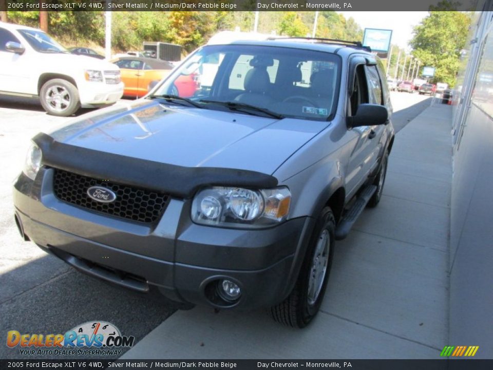 2005 Ford Escape XLT V6 4WD Silver Metallic / Medium/Dark Pebble Beige Photo #10