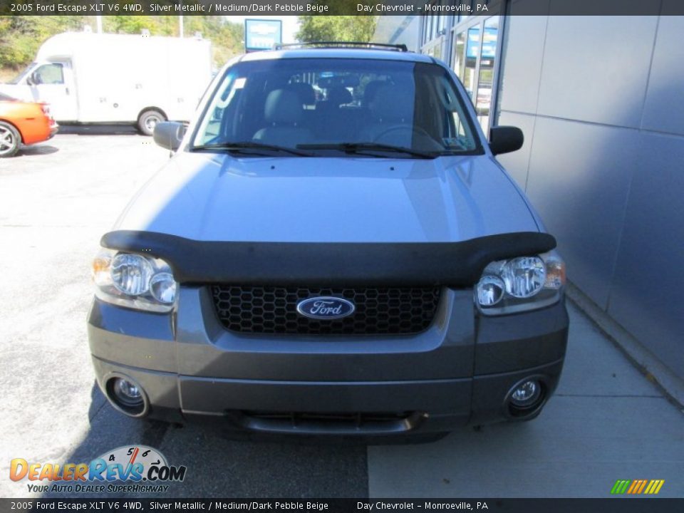 2005 Ford Escape XLT V6 4WD Silver Metallic / Medium/Dark Pebble Beige Photo #11