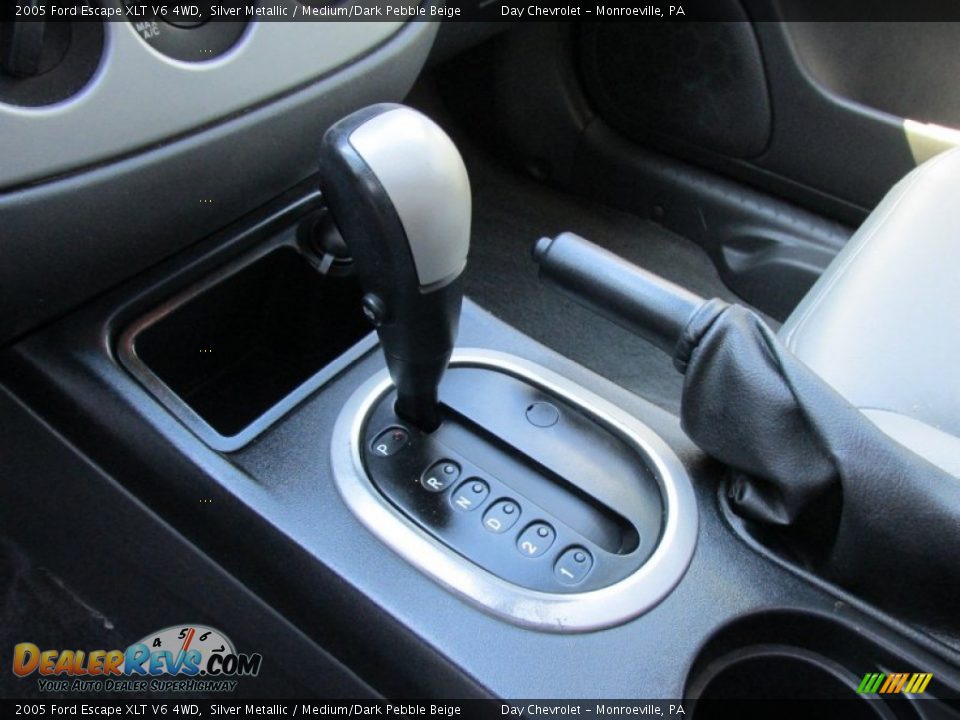 2005 Ford Escape XLT V6 4WD Silver Metallic / Medium/Dark Pebble Beige Photo #29
