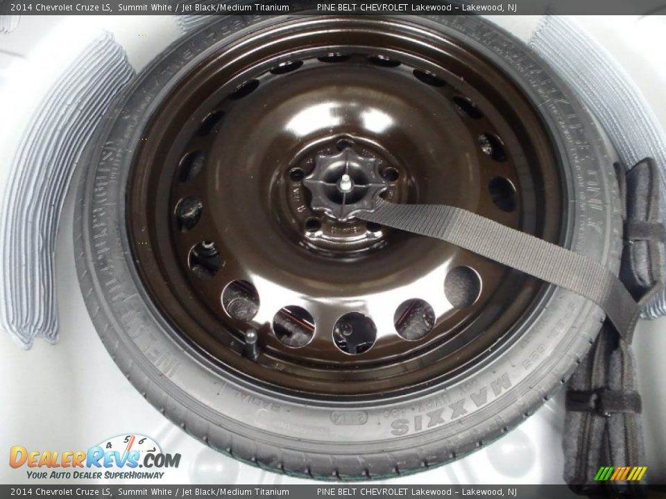 2014 Chevrolet Cruze LS Summit White / Jet Black/Medium Titanium Photo #8