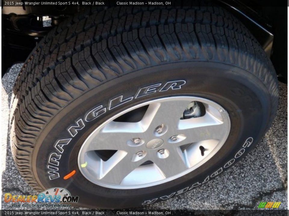 2015 Jeep Wrangler Unlimited Sport S 4x4 Black / Black Photo #4
