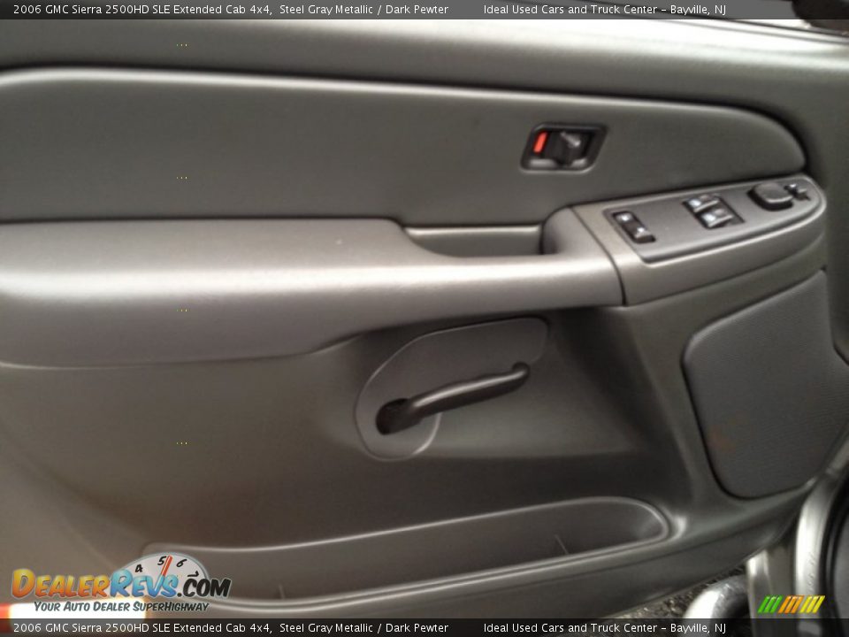 2006 GMC Sierra 2500HD SLE Extended Cab 4x4 Steel Gray Metallic / Dark Pewter Photo #24