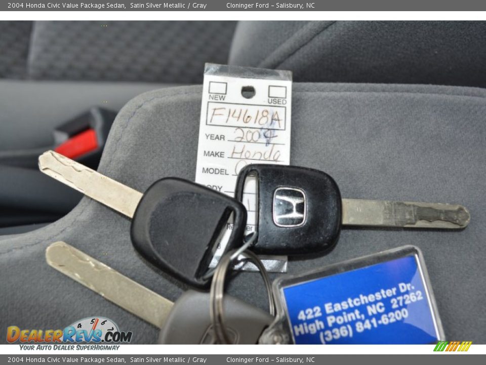 2004 Honda Civic Value Package Sedan Satin Silver Metallic / Gray Photo #20