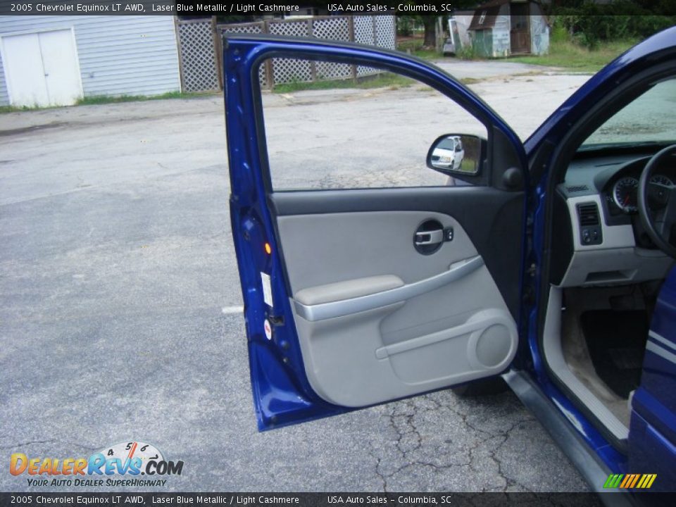 2005 Chevrolet Equinox LT AWD Laser Blue Metallic / Light Cashmere Photo #9