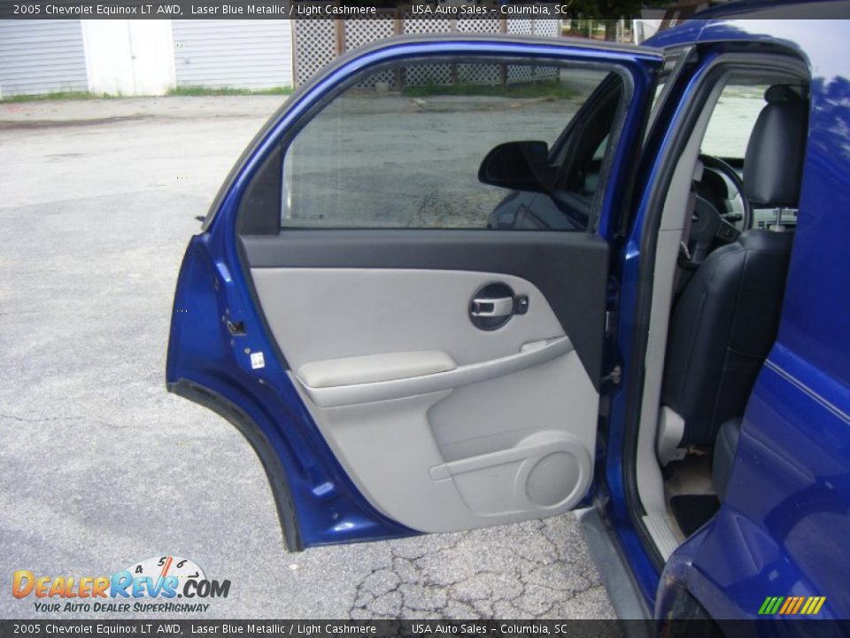 2005 Chevrolet Equinox LT AWD Laser Blue Metallic / Light Cashmere Photo #14