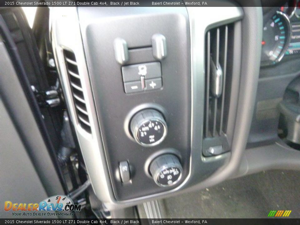 2015 Chevrolet Silverado 1500 LT Z71 Double Cab 4x4 Black / Jet Black Photo #15