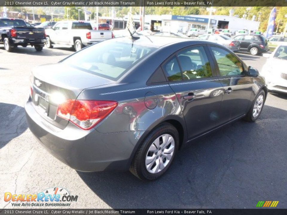 2013 Chevrolet Cruze LS Cyber Gray Metallic / Jet Black/Medium Titanium Photo #8