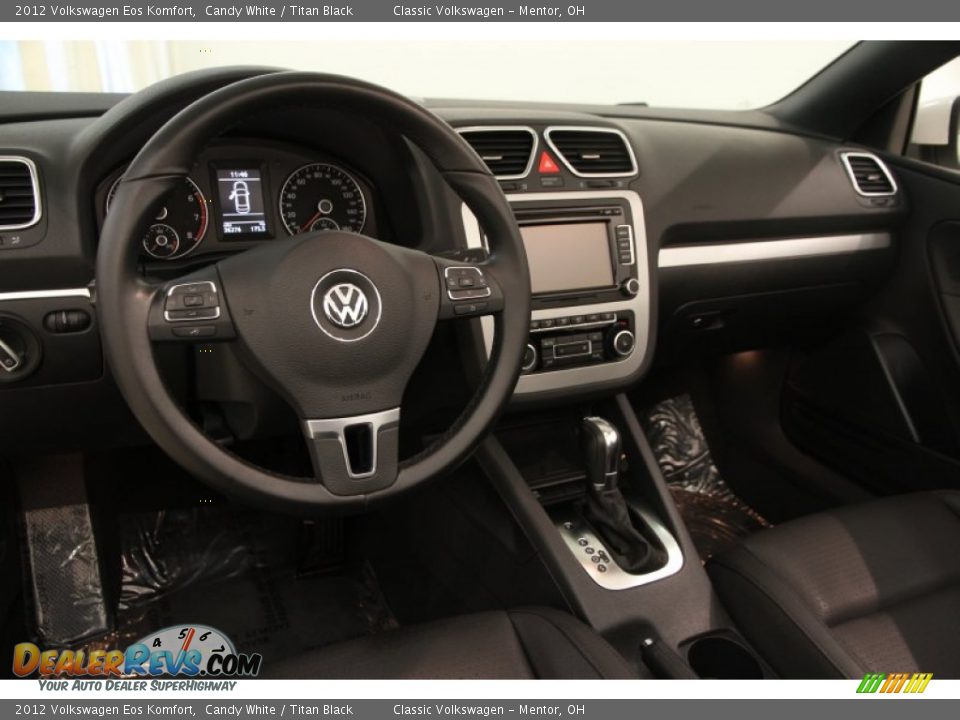 Dashboard of 2012 Volkswagen Eos Komfort Photo #7