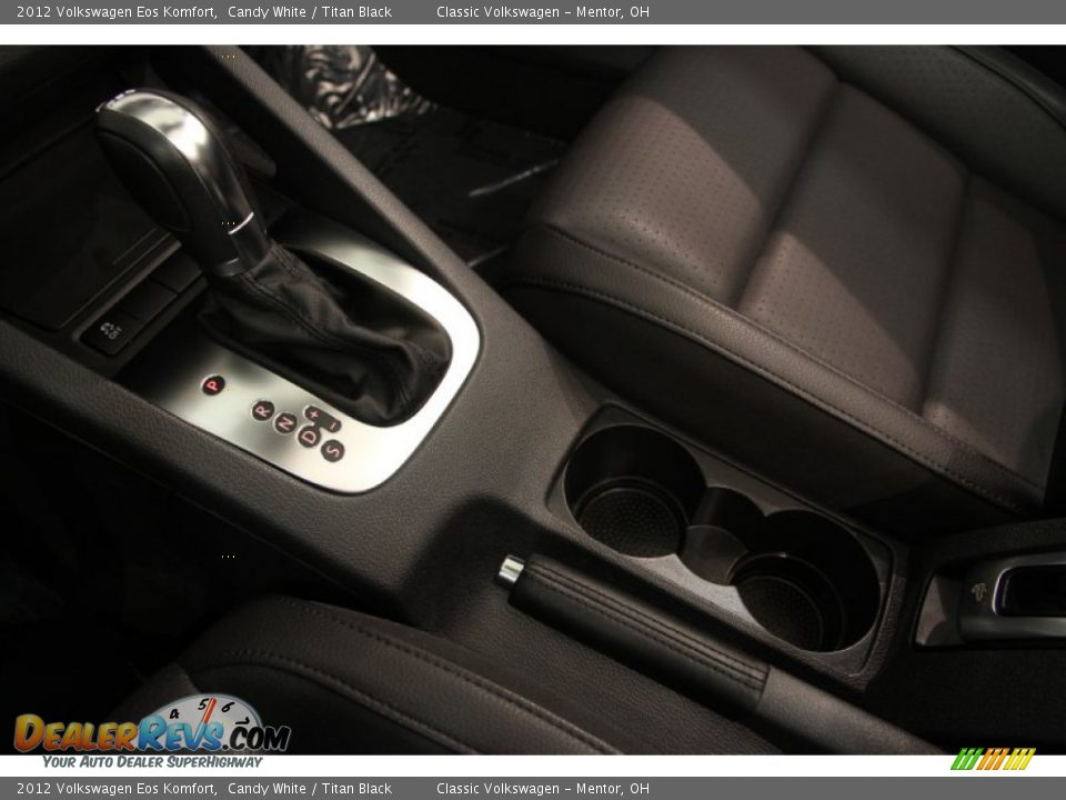 2012 Volkswagen Eos Komfort Candy White / Titan Black Photo #20
