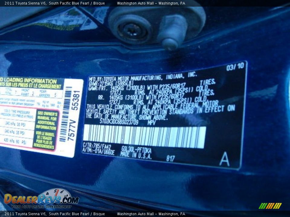 2011 Toyota Sienna V6 South Pacific Blue Pearl / Bisque Photo #19