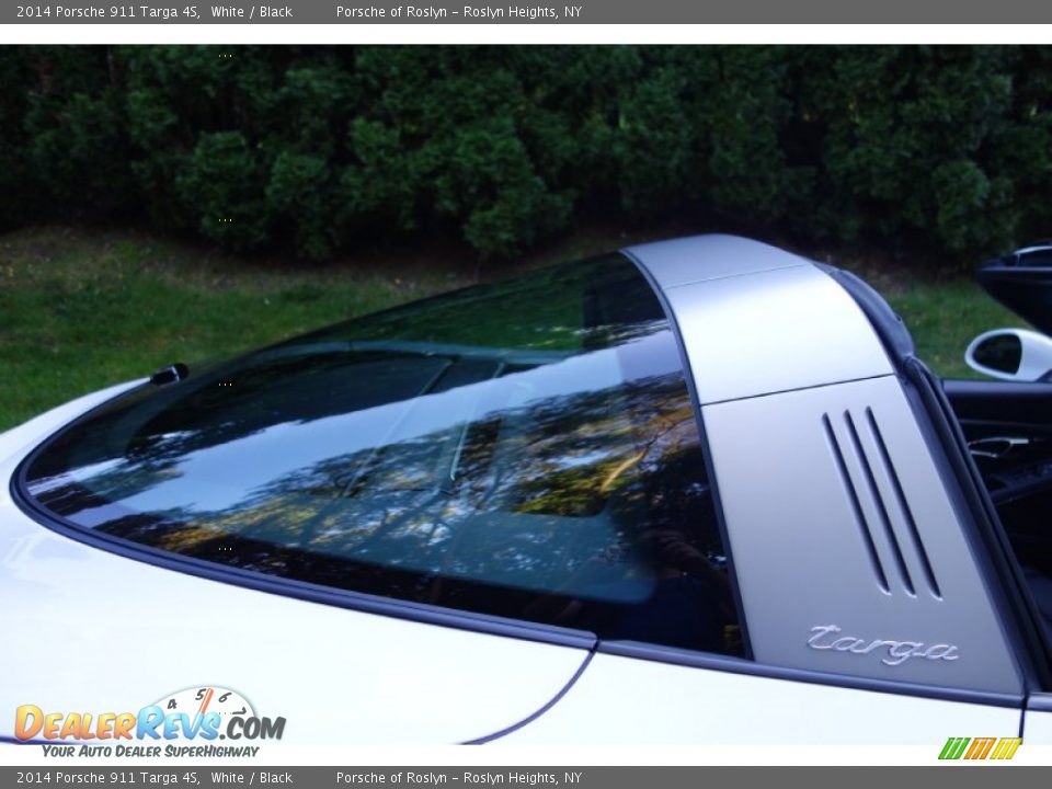 2014 Porsche 911 Targa 4S Logo Photo #10