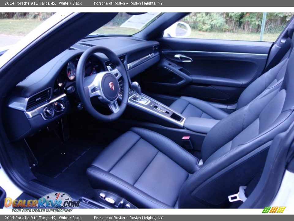 Black Interior - 2014 Porsche 911 Targa 4S Photo #11