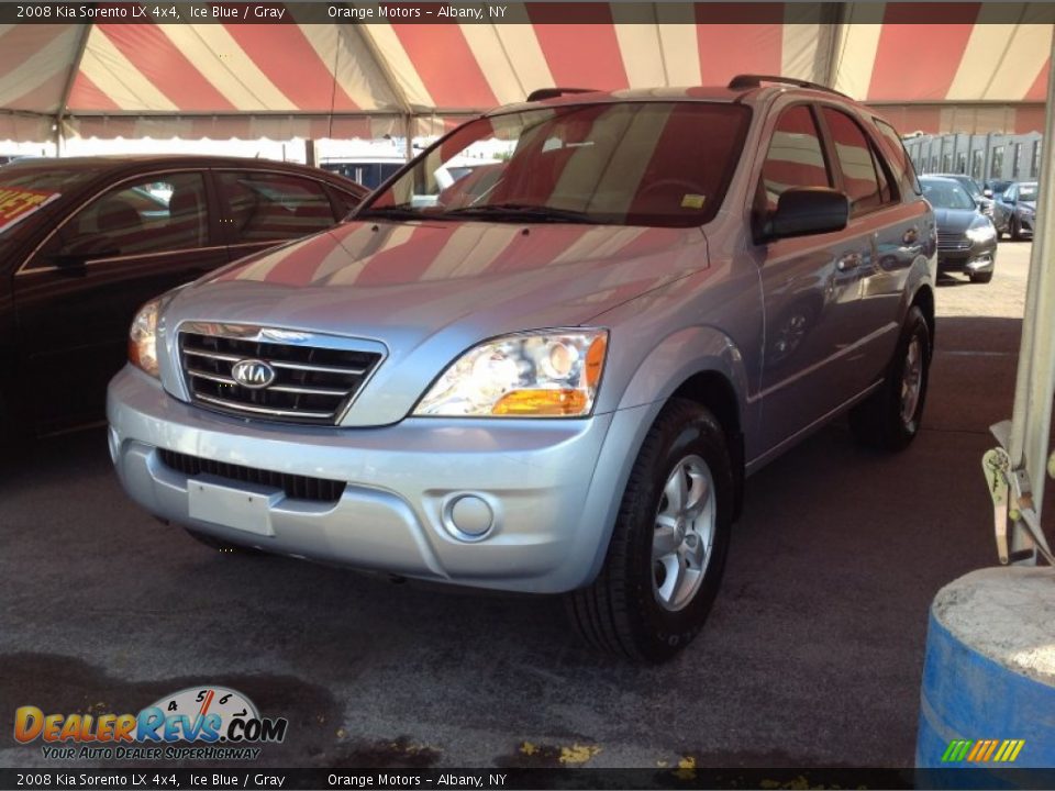 Front 3/4 View of 2008 Kia Sorento LX 4x4 Photo #3