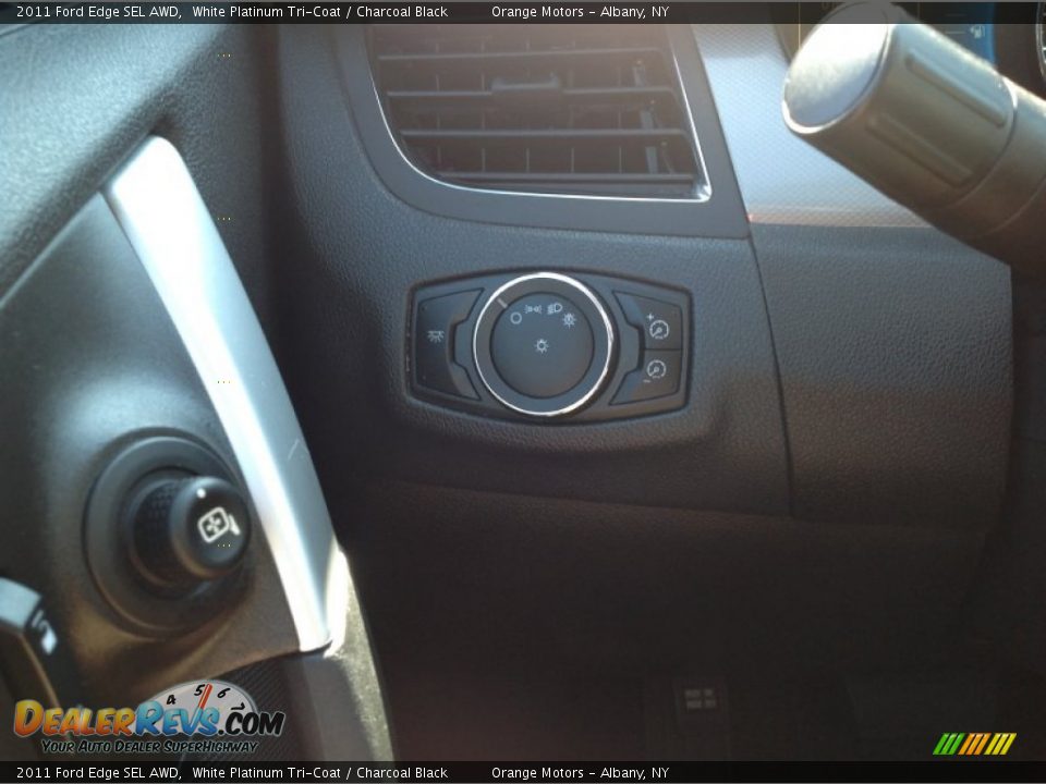 2011 Ford Edge SEL AWD White Platinum Tri-Coat / Charcoal Black Photo #11