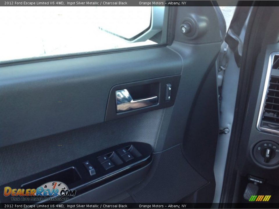 2012 Ford Escape Limited V6 4WD Ingot Silver Metallic / Charcoal Black Photo #13