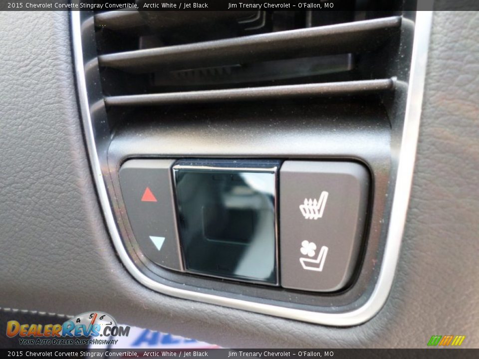 Controls of 2015 Chevrolet Corvette Stingray Convertible Photo #28