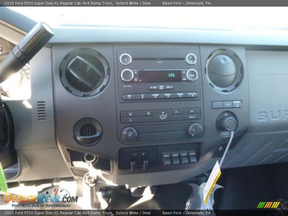 2015 Ford F550 Super Duty XL Regular Cab 4x4 Dump Truck Oxford White / Steel Photo #16