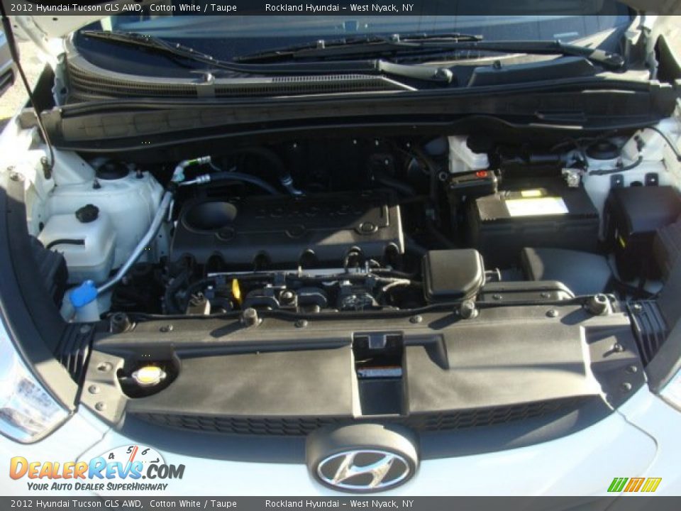 2012 Hyundai Tucson GLS AWD Cotton White / Taupe Photo #29