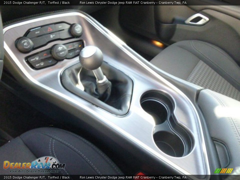 2015 Dodge Challenger R/T Shifter Photo #18