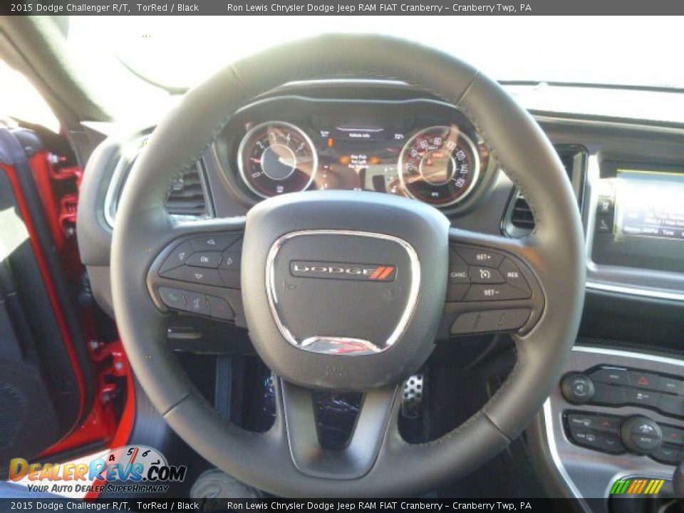 2015 Dodge Challenger R/T Steering Wheel Photo #19