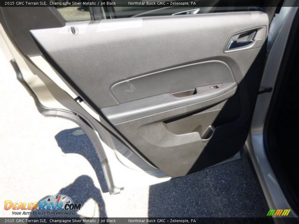 2015 GMC Terrain SLE Champagne Silver Metallic / Jet Black Photo #12