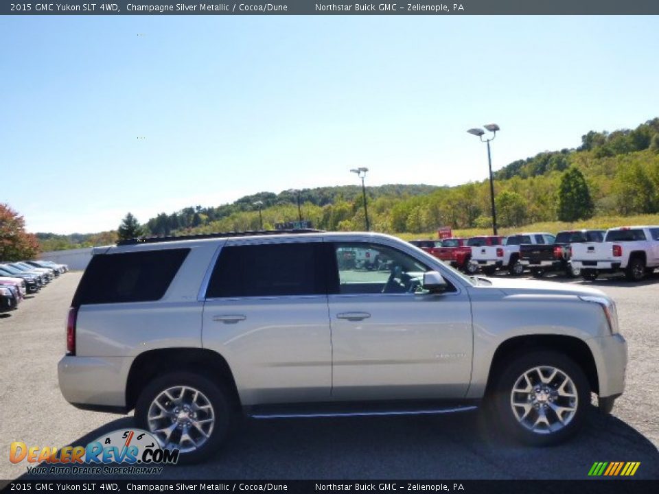 2015 GMC Yukon SLT 4WD Champagne Silver Metallic / Cocoa/Dune Photo #4
