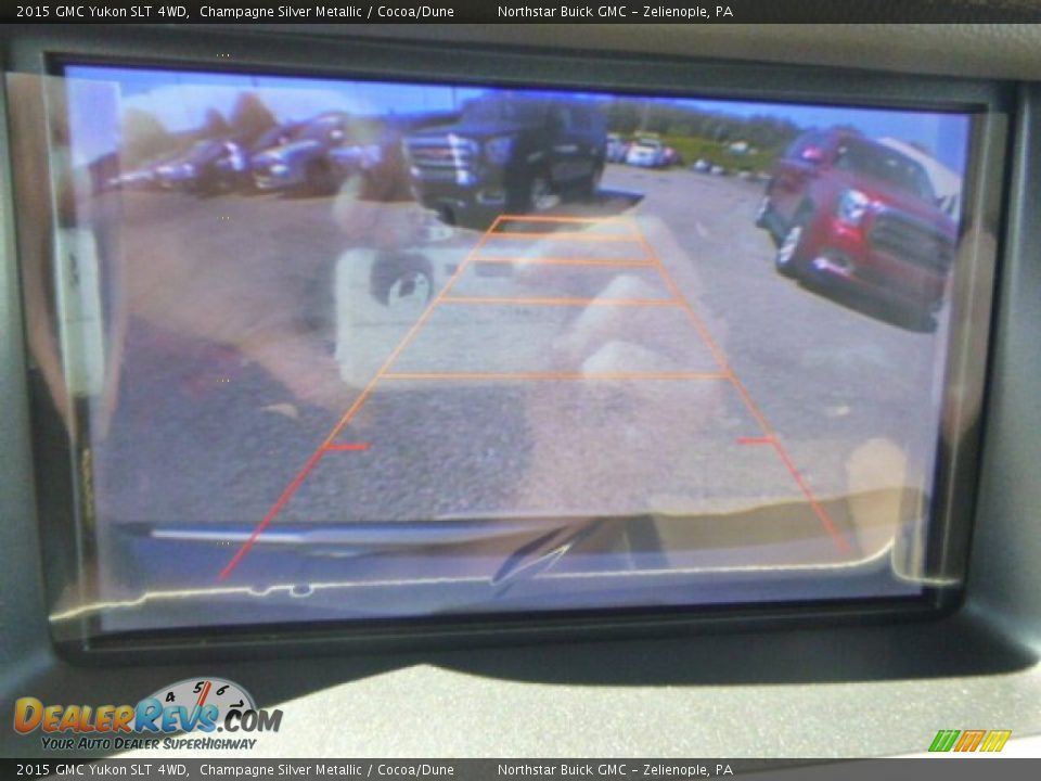 2015 GMC Yukon SLT 4WD Champagne Silver Metallic / Cocoa/Dune Photo #18