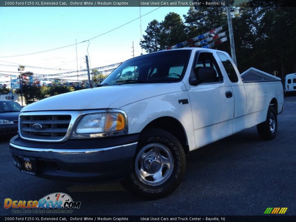2000 Ford F150 XL Extended Cab Oxford White / Medium Graphite Photo #1