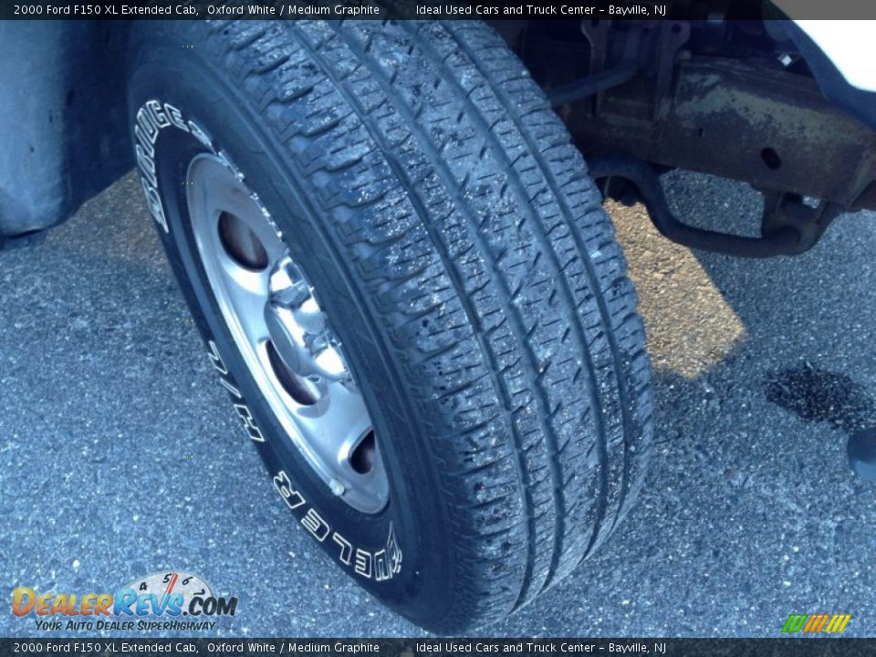 2000 Ford F150 XL Extended Cab Oxford White / Medium Graphite Photo #2