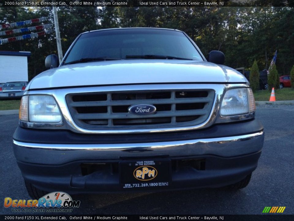 2000 Ford F150 XL Extended Cab Oxford White / Medium Graphite Photo #5