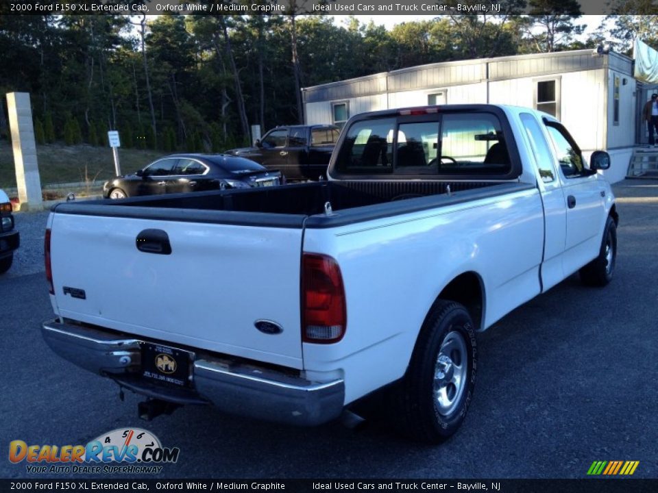 2000 Ford F150 XL Extended Cab Oxford White / Medium Graphite Photo #16