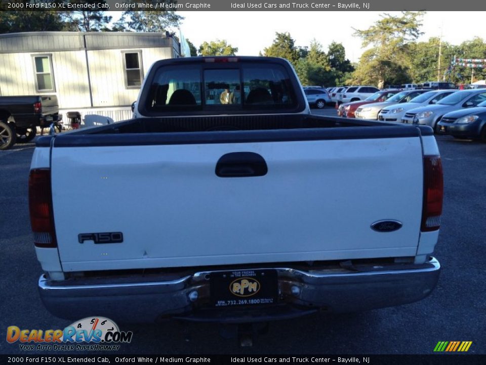2000 Ford F150 XL Extended Cab Oxford White / Medium Graphite Photo #17