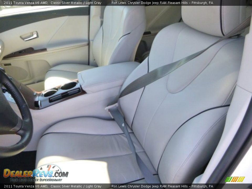 2011 Toyota Venza V6 AWD Classic Silver Metallic / Light Gray Photo #10