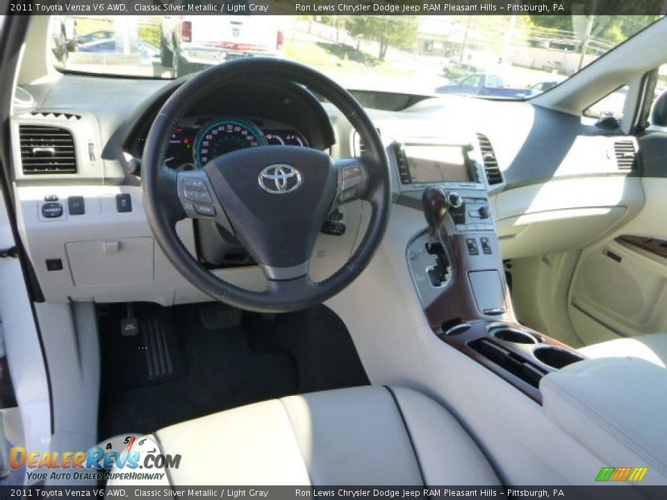 2011 Toyota Venza V6 AWD Classic Silver Metallic / Light Gray Photo #12