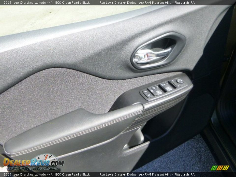 2015 Jeep Cherokee Latitude 4x4 ECO Green Pearl / Black Photo #16