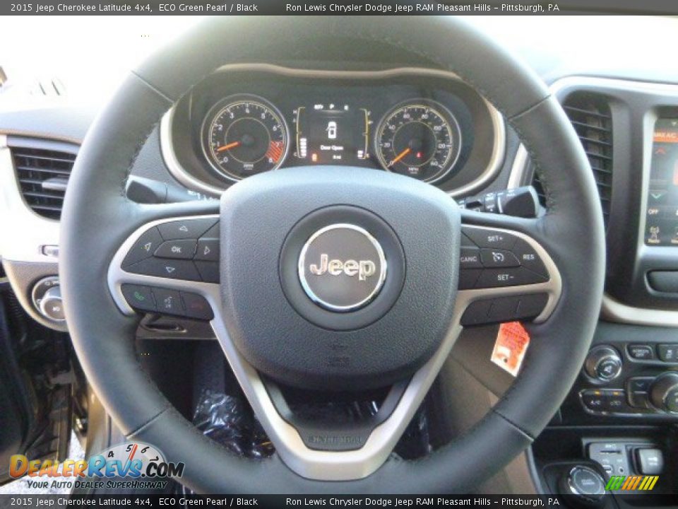 2015 Jeep Cherokee Latitude 4x4 ECO Green Pearl / Black Photo #17