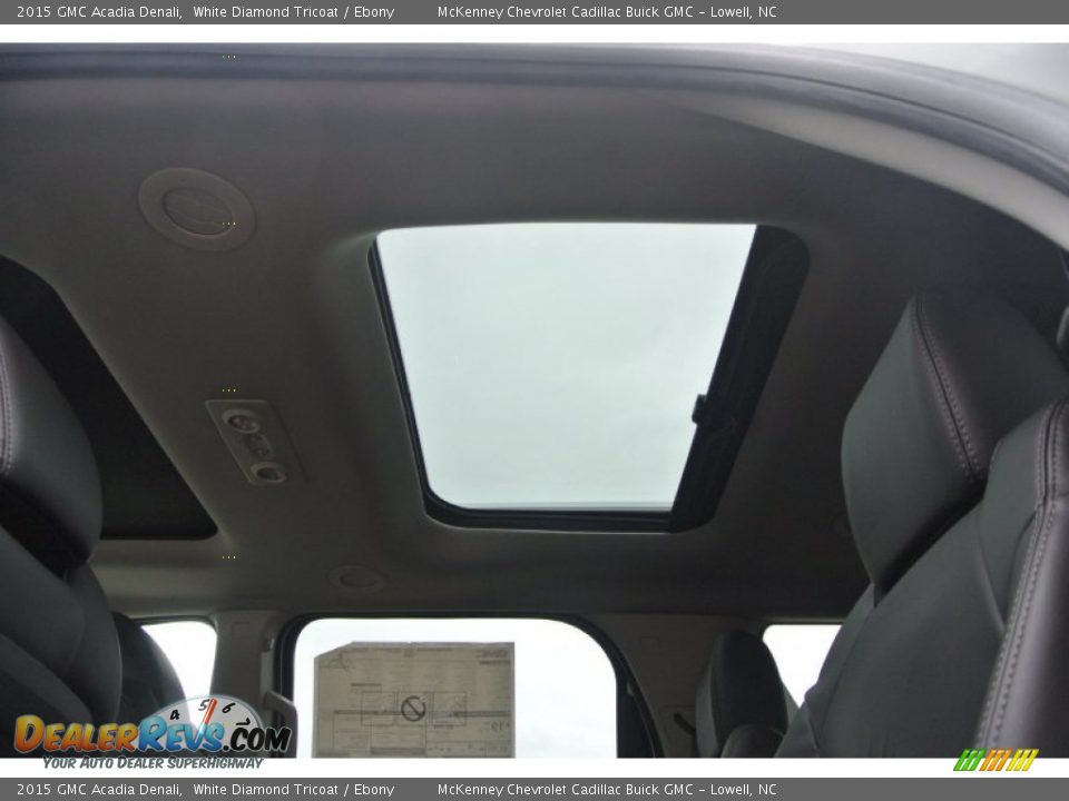 2015 GMC Acadia Denali White Diamond Tricoat / Ebony Photo #18