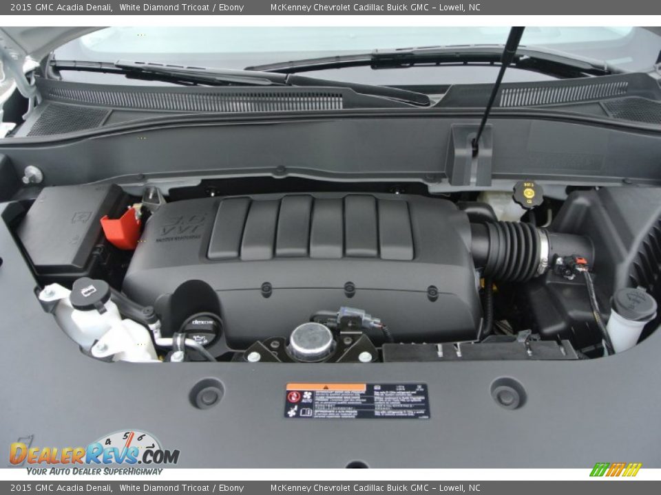 2015 GMC Acadia Denali White Diamond Tricoat / Ebony Photo #23