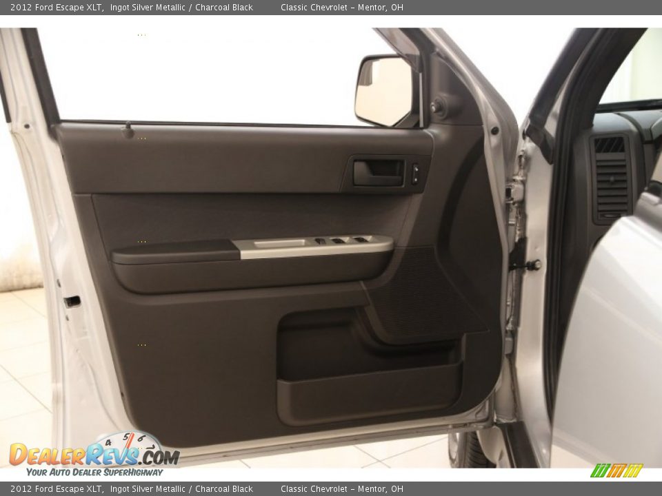 2012 Ford Escape XLT Ingot Silver Metallic / Charcoal Black Photo #4
