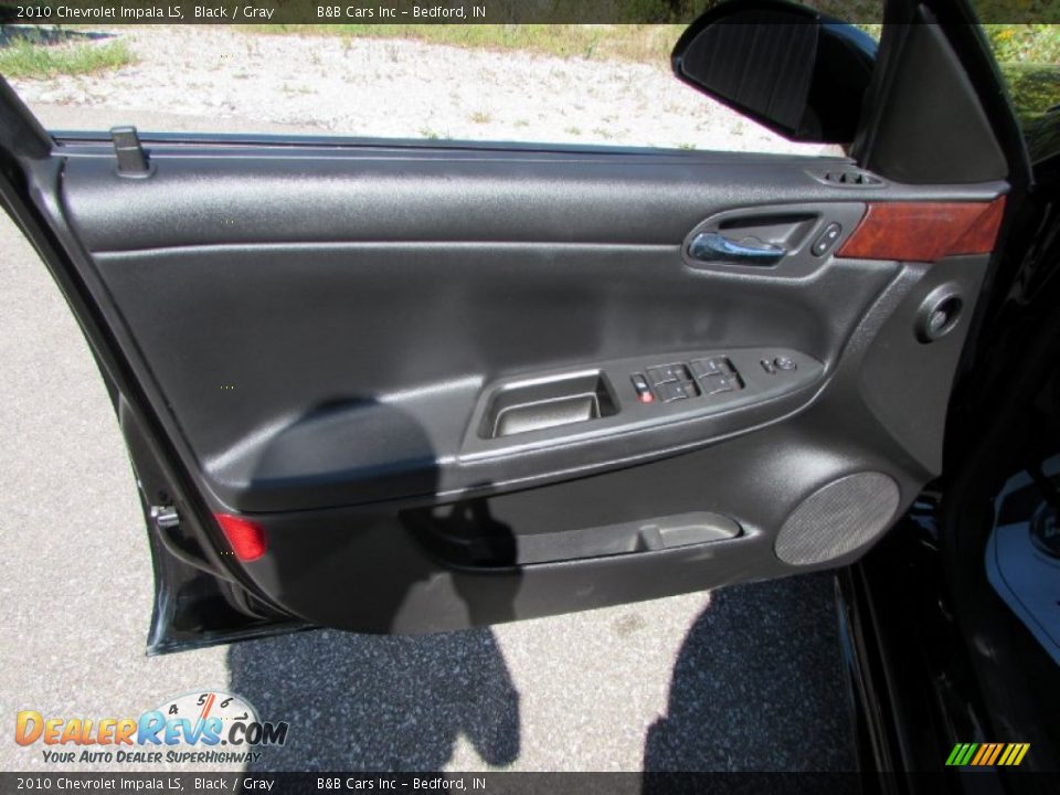2010 Chevrolet Impala LS Black / Gray Photo #23