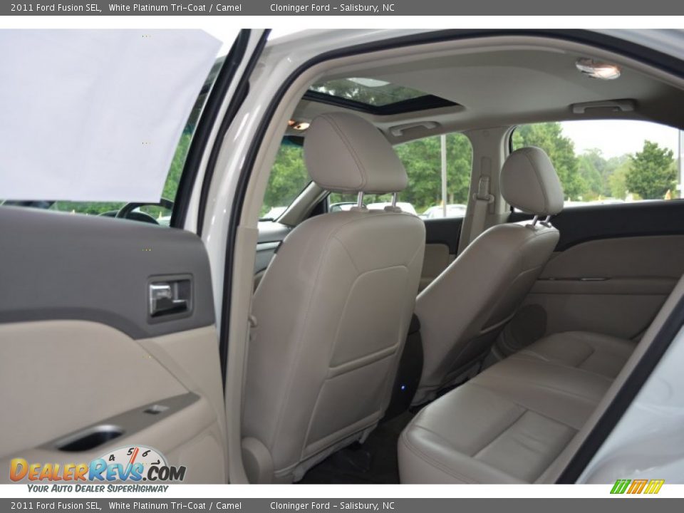 2011 Ford Fusion SEL White Platinum Tri-Coat / Camel Photo #11