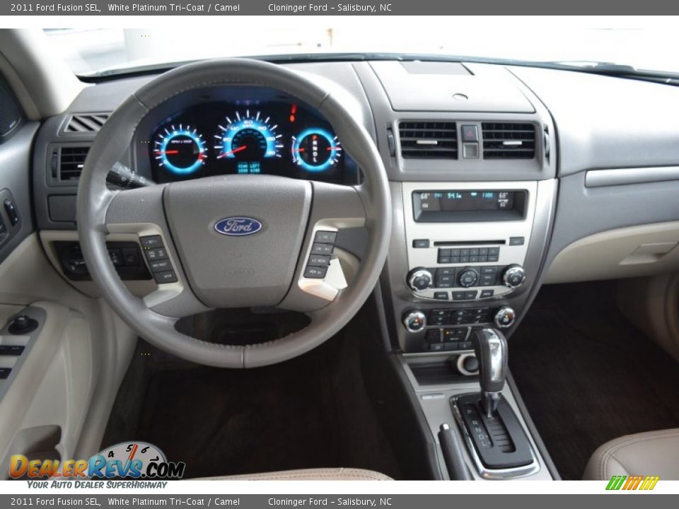 2011 Ford Fusion SEL White Platinum Tri-Coat / Camel Photo #18