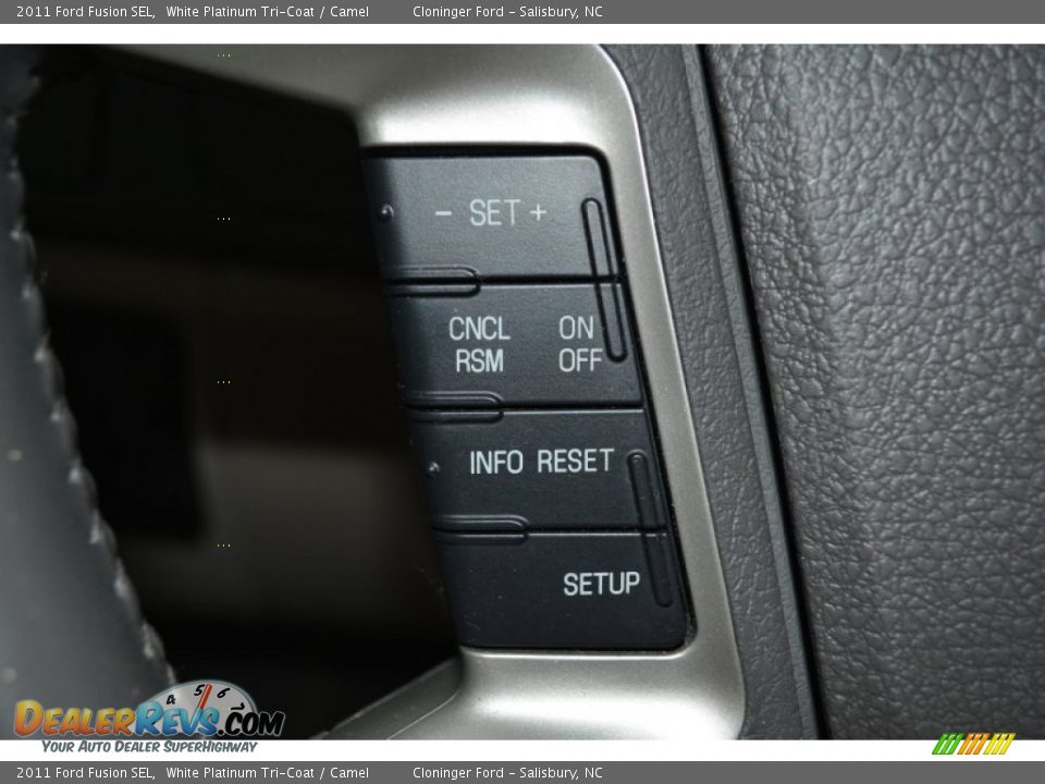 2011 Ford Fusion SEL White Platinum Tri-Coat / Camel Photo #26