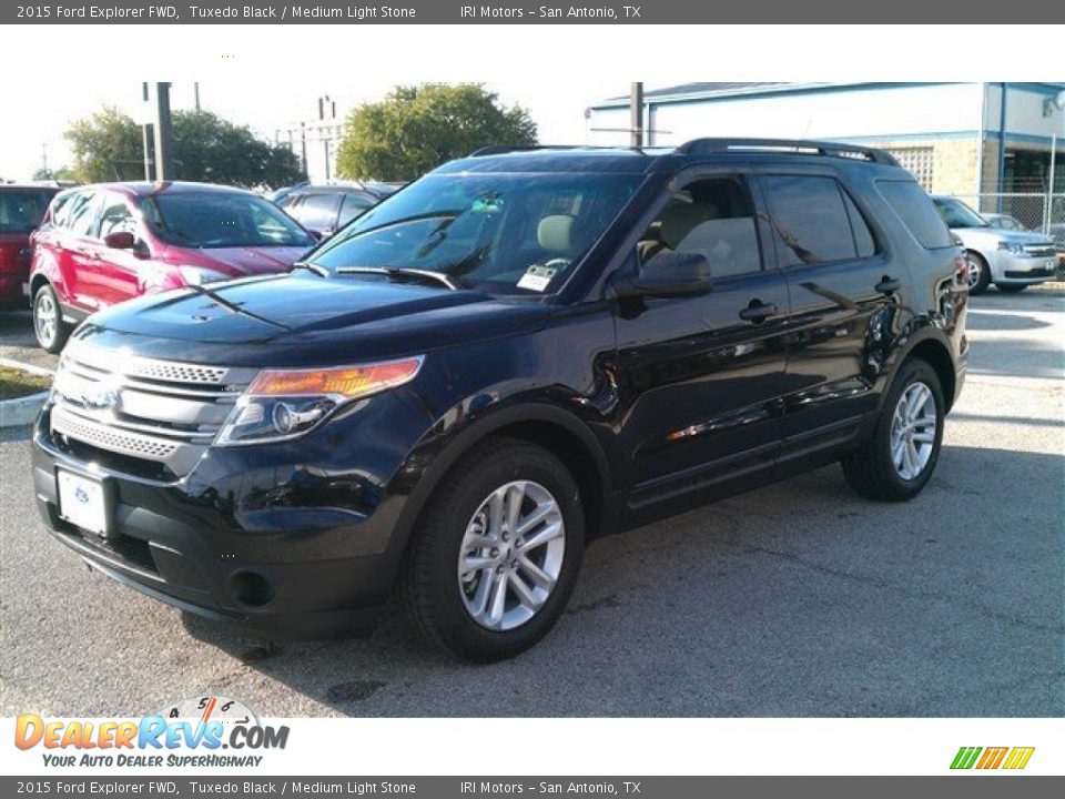 2015 Ford Explorer FWD Tuxedo Black / Medium Light Stone Photo #2