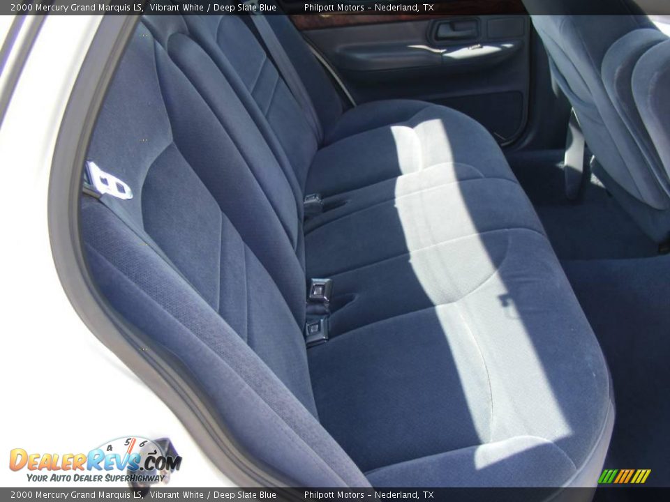 2000 Mercury Grand Marquis LS Vibrant White / Deep Slate Blue Photo #20
