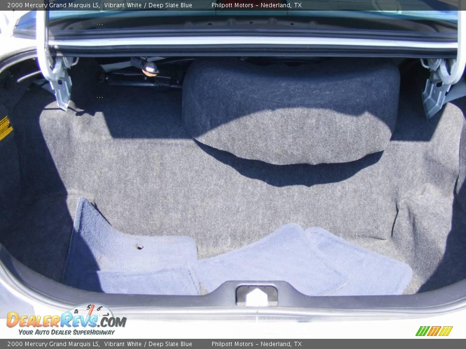 2000 Mercury Grand Marquis LS Vibrant White / Deep Slate Blue Photo #21