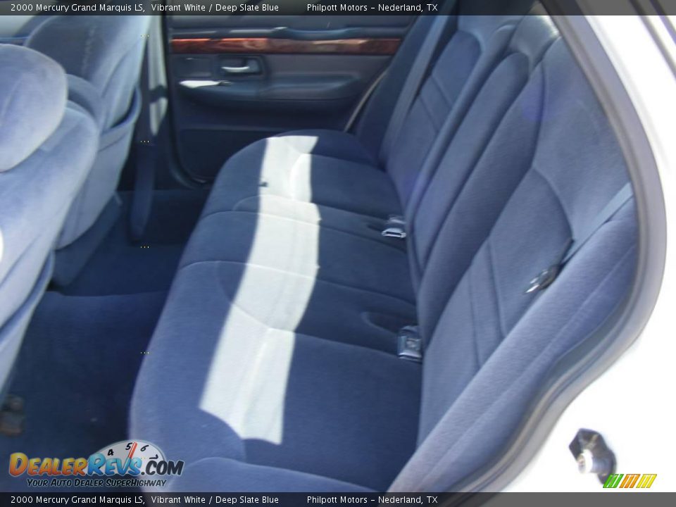 2000 Mercury Grand Marquis LS Vibrant White / Deep Slate Blue Photo #23