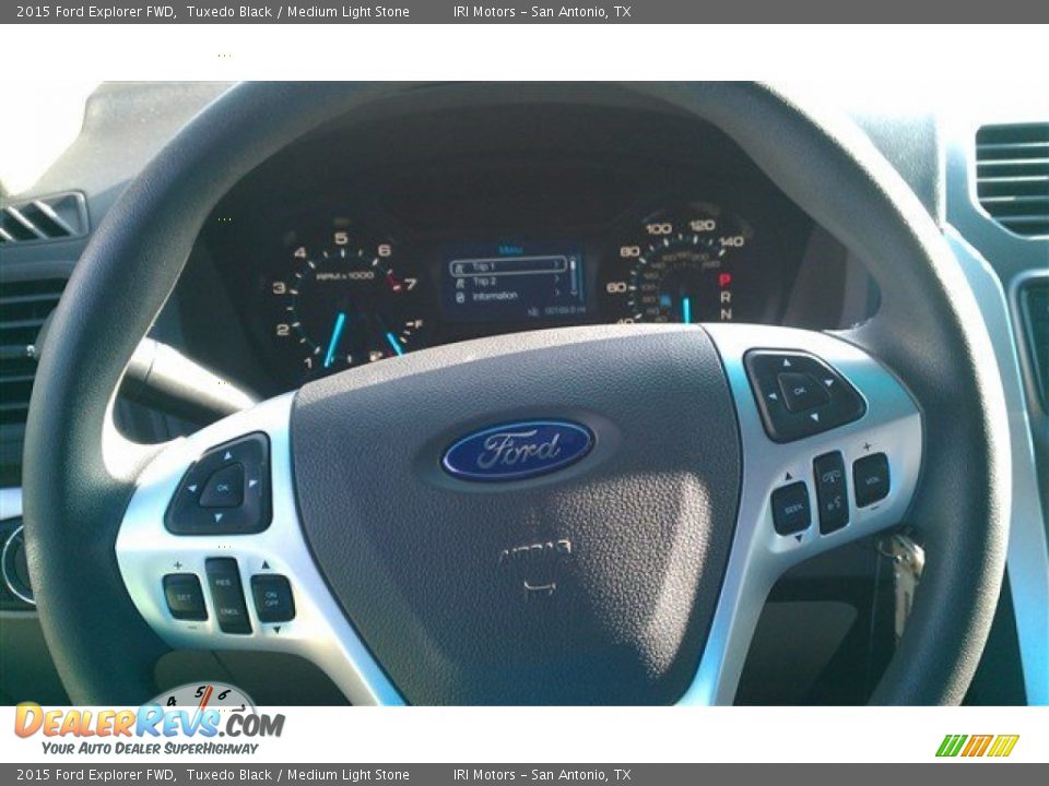 2015 Ford Explorer FWD Tuxedo Black / Medium Light Stone Photo #24